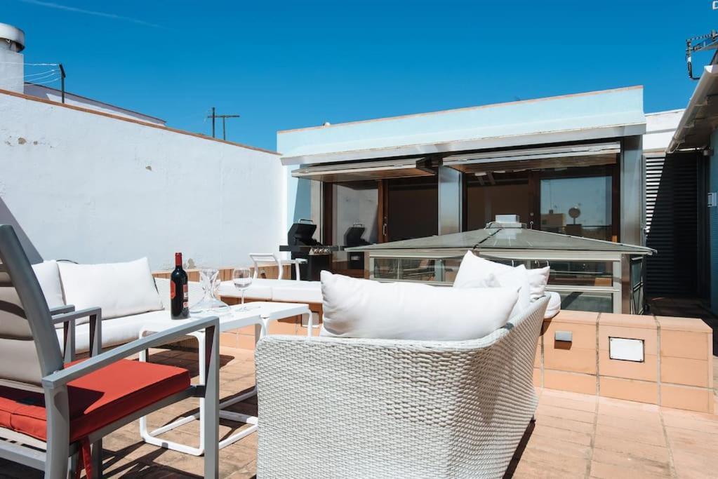 Rabadan Brand New Amazing House With Terrace Parking Séville