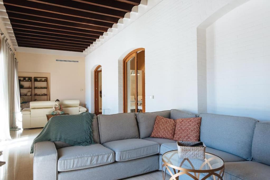 Rabadan Brand New Amazing House With Terrace Parking Hébergement de vacances